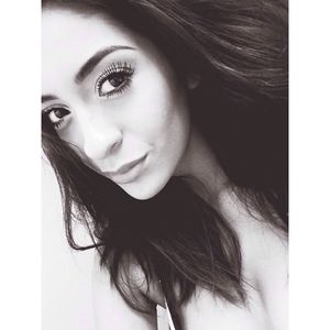 Meet your Posher, Aimee